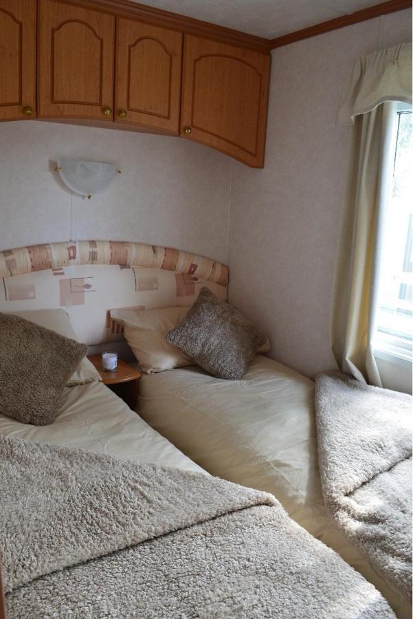 ランドリンドッド・ウェルズ Cosy Rural Retreatヴィラ エクステリア 写真